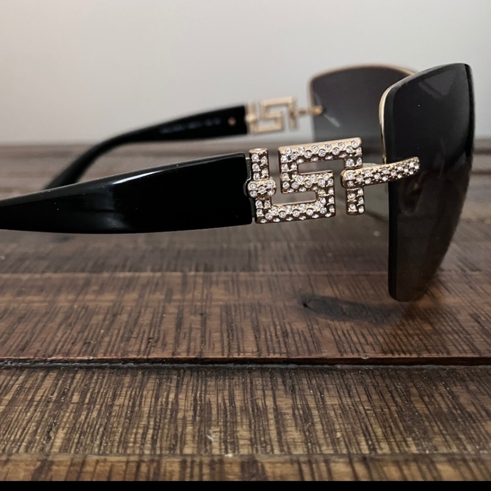 Versace Luxury Sunglasses - Picture 1 of 10
